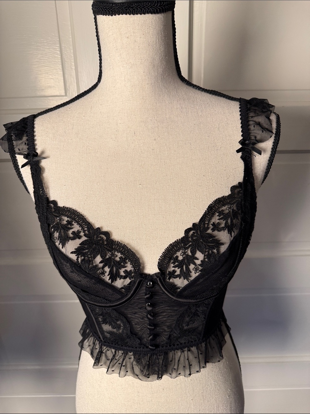 Black Lace Underwire Bustier Corset Top Ruffle Coquette Medium